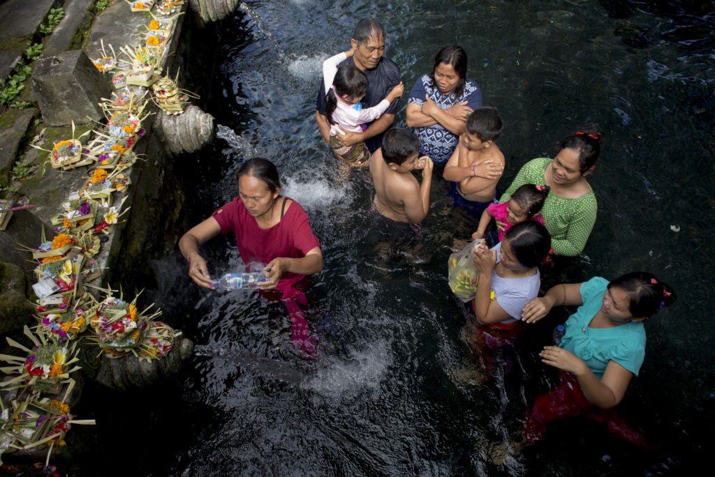 Pura Tirta Empul, Ubud, Bali