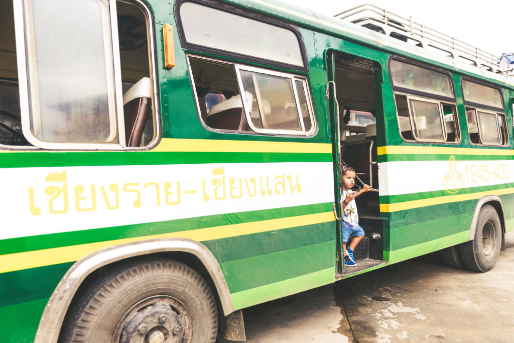 Autobus a Chiang Rai, Thailandia - Mamma ho preso l'aereo